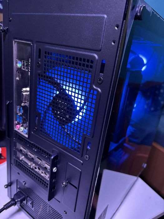 PC de Gaming cu Anumite componente noi