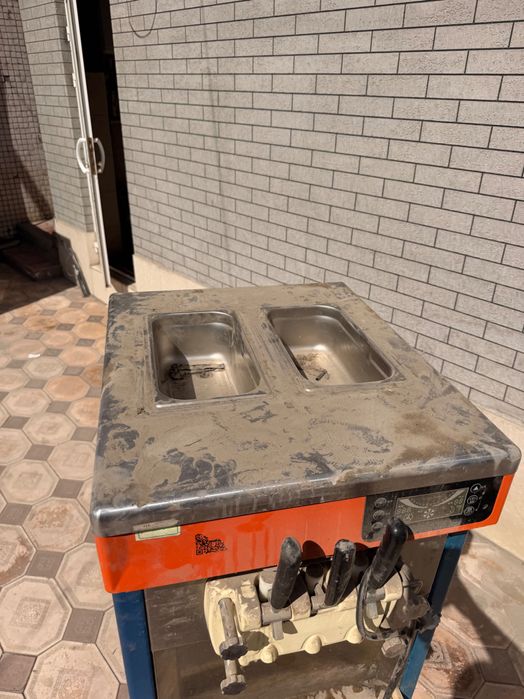 Мороженое аппарат