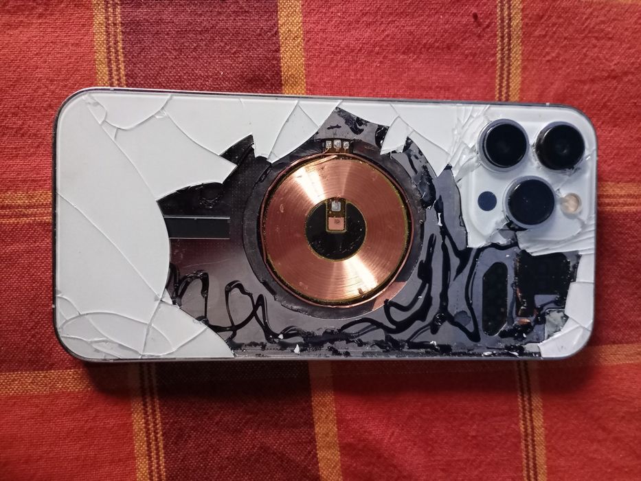 Telefoane pentru piese