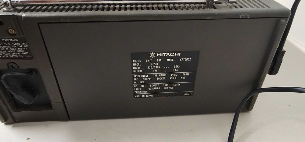 Portabil Hitachi cu tv si caseta  Hitachi