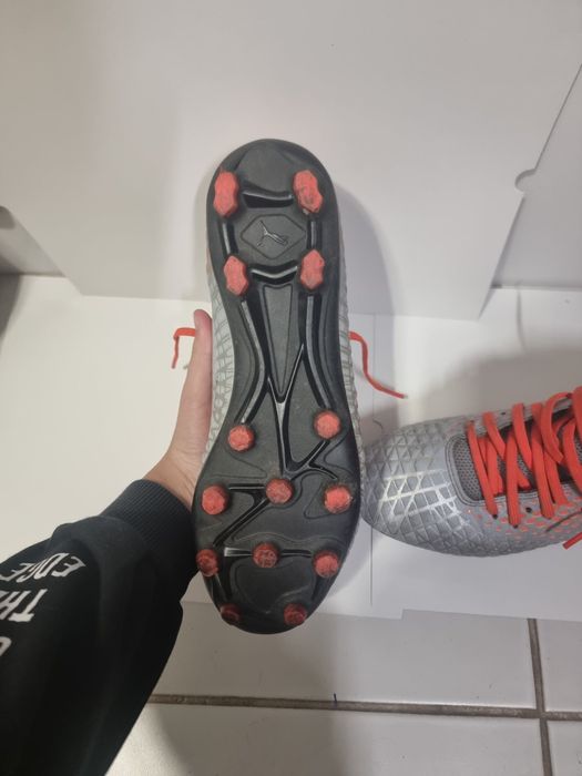 Пума(puma) бутонки 42,5 номер  27,5 сантиметра  изолзвани