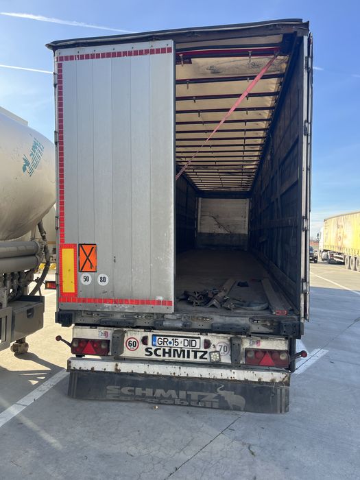 Semiremorca SCHMITZ