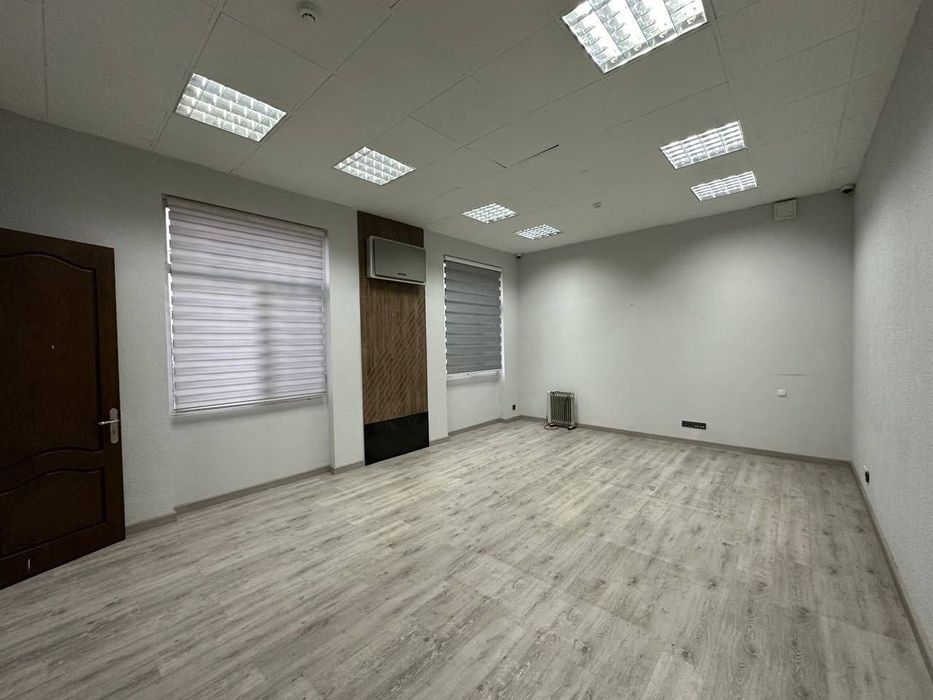 Аренда офис Госпитальный рынок 237м2