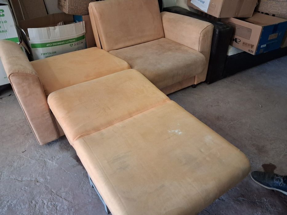 Разтегателен диван