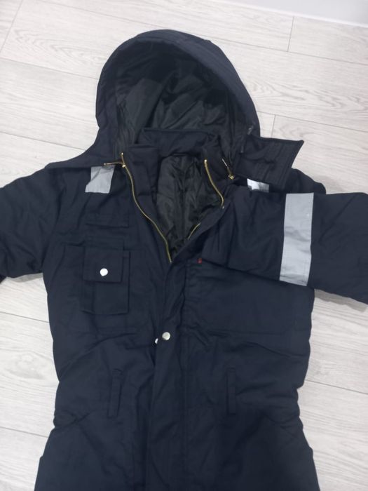 Продается спец комбинезон