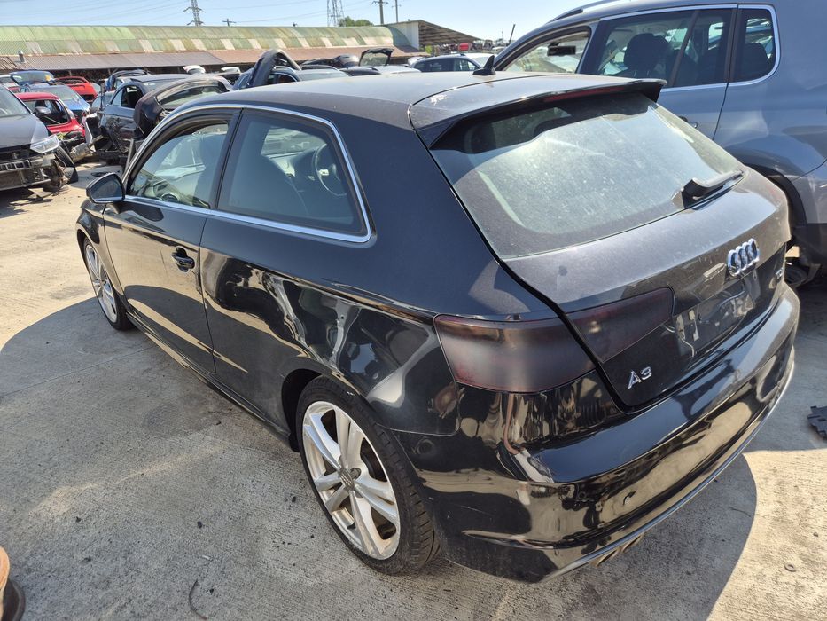Dezmembram Audi A3 8V 2015 2.0tdi CRB Manual