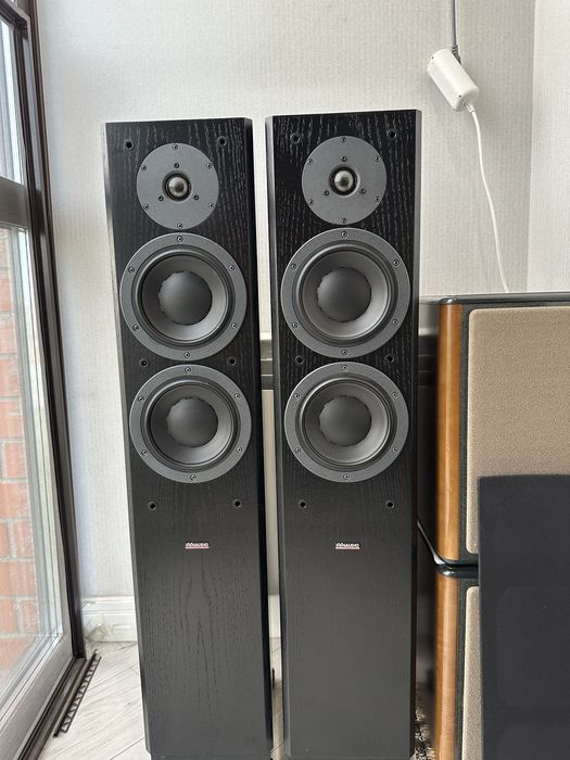 Dynaudio focus 220