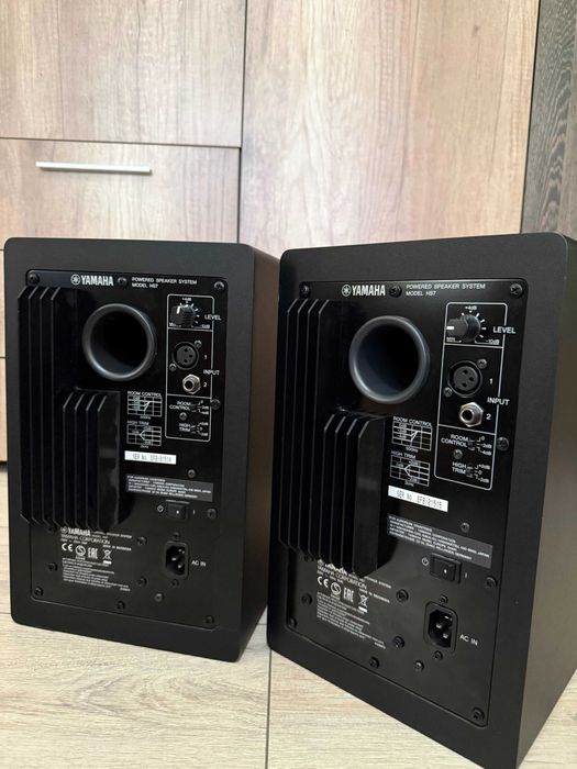 Активни Мониторни Тонколони Yamaha HS7