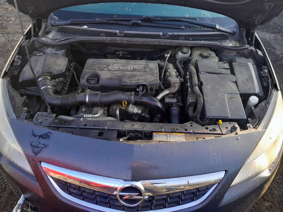 Dezmembrari Opel ASTRA J (2009-2015) 1.7 CDTI Motorina