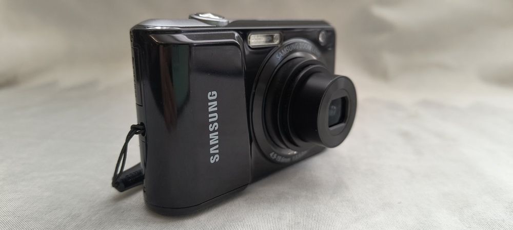 Цифров фотоапарат Samsung ES25