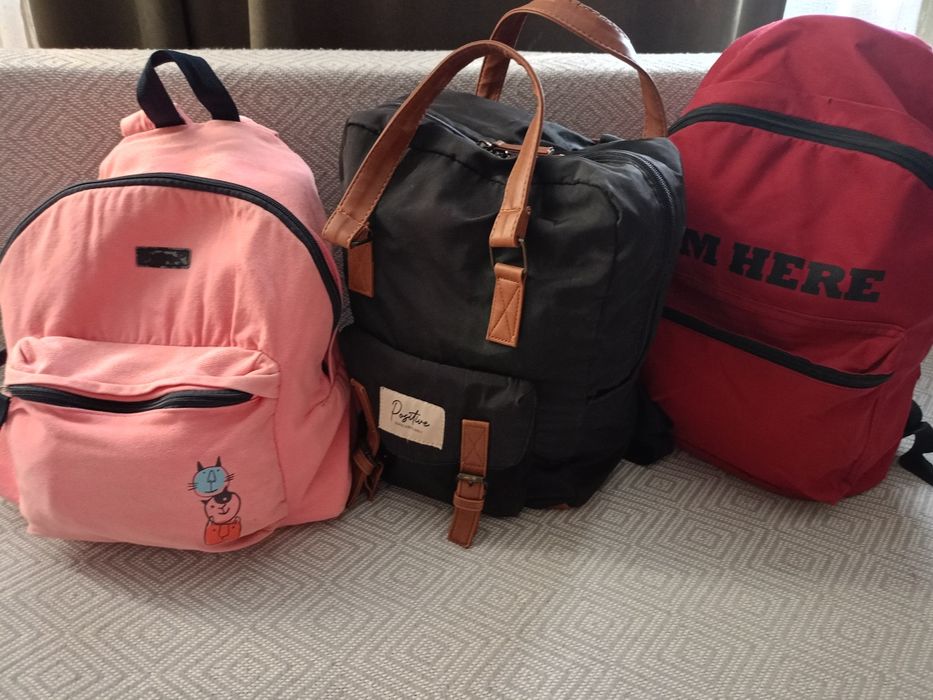 Рюкзаки среднего размера