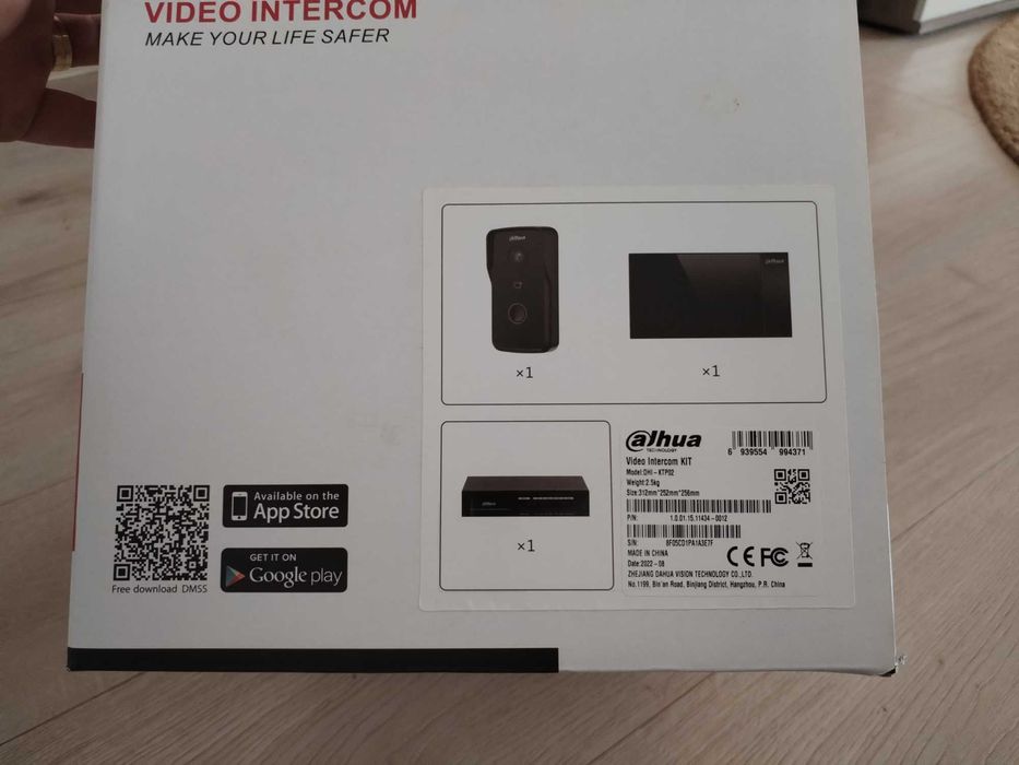 Vând video interfon la cel mai mic preț!