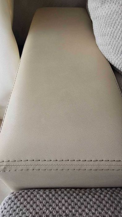 Разтегателен Диван 255х157 см бежов.