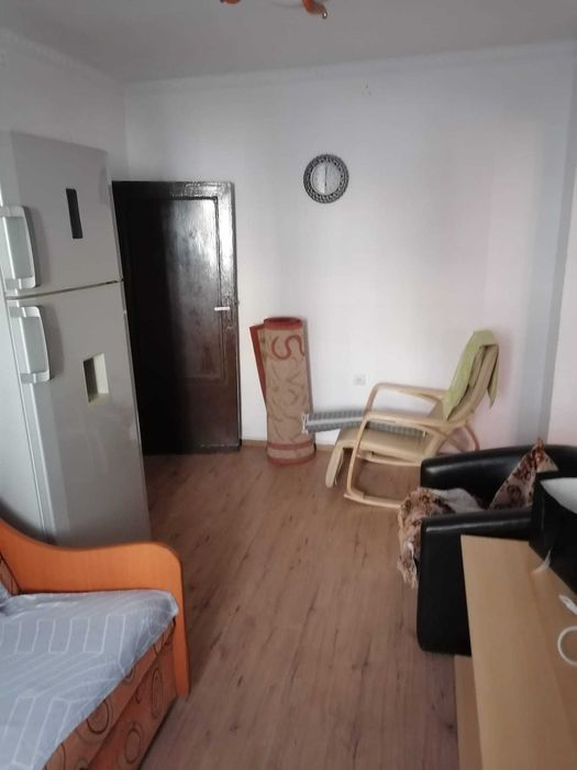 apartament cu 2 camere inchiriez
