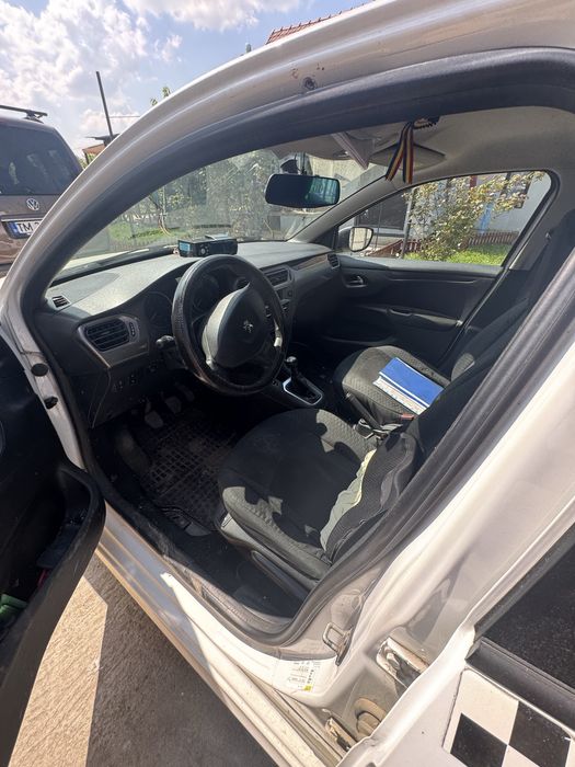 Vand Peugeot 301 cu Licenta si Firma de Taxi in Timisoara