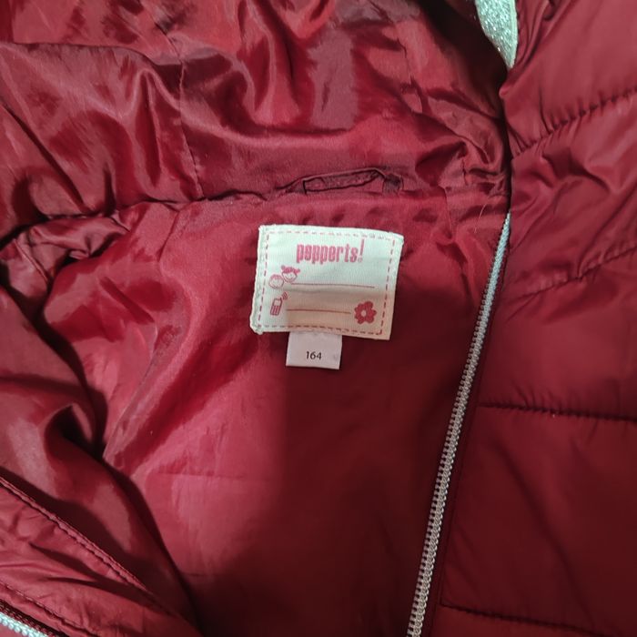 Детско пролетно - есенно яке , размер 164. Дължина около 56 см, широко