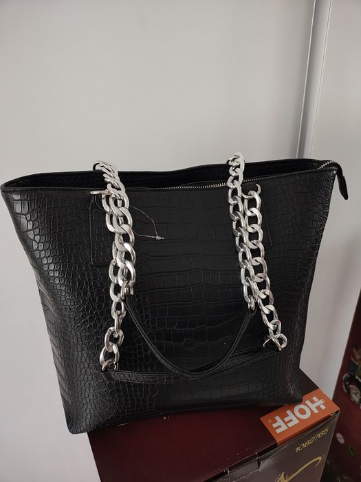 Geanta dama nou de umăr