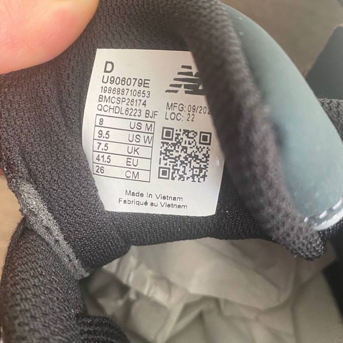 New Balance 9060 - 41,43,44,45