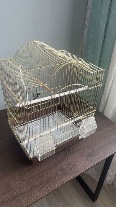 Клетка для маленького попугая