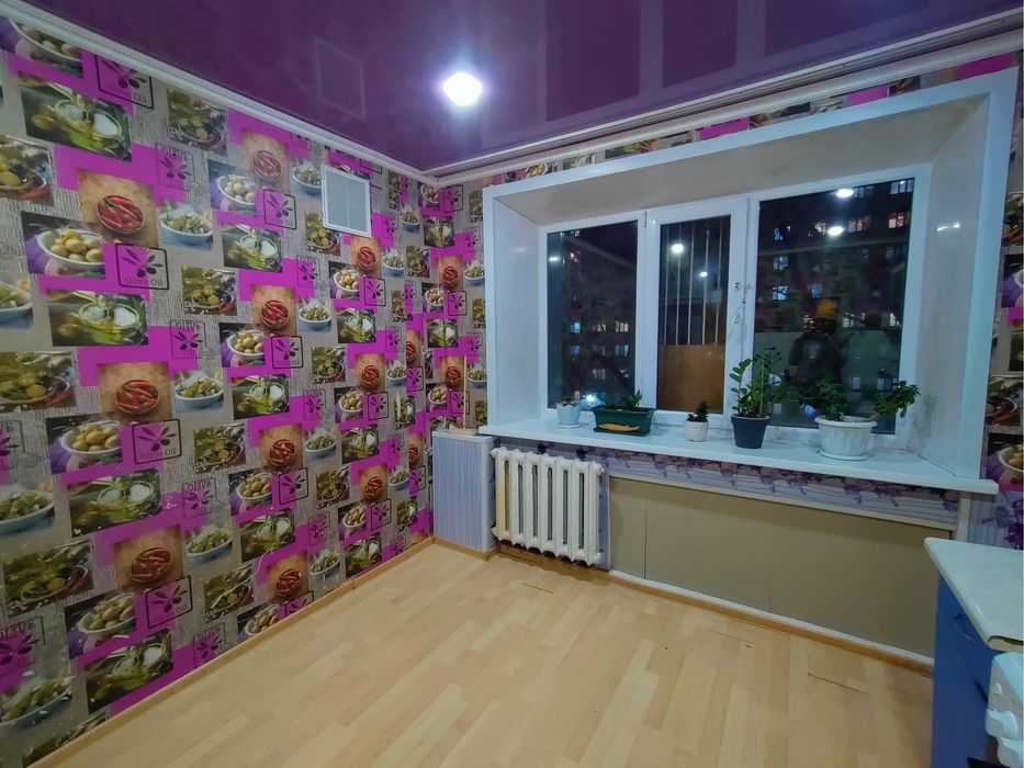 Продаю квартиру на катаева 33