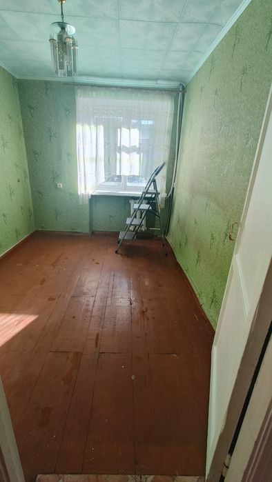 Продам 4х комнатную квартиру