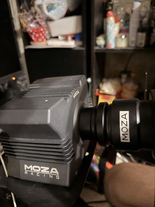 Волан за компютър Moza r5