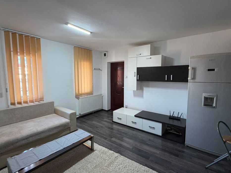 Apartament de închiriat