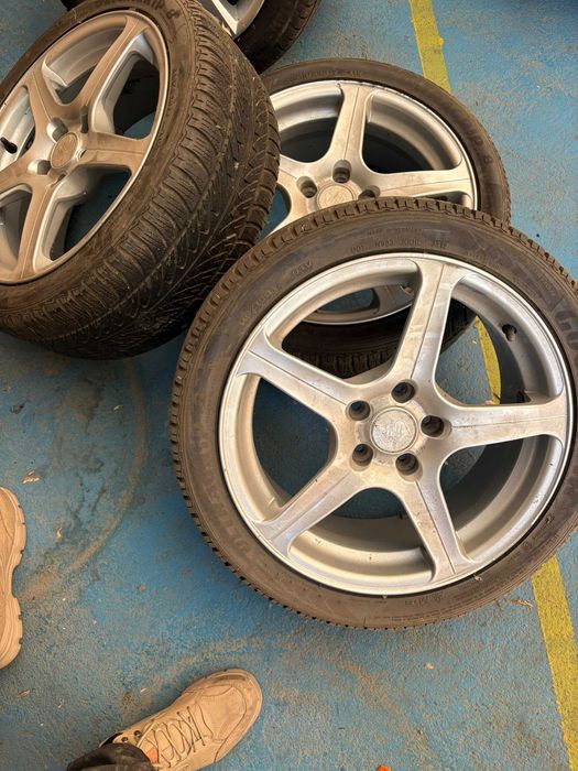 Jante auto de vânzare – mai multe modele și dimensiuni