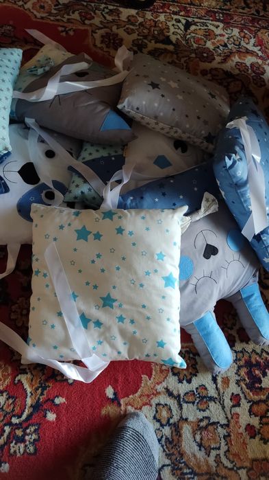 Продам бортики в манеж