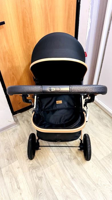 Коляска детский и подарк хадонок