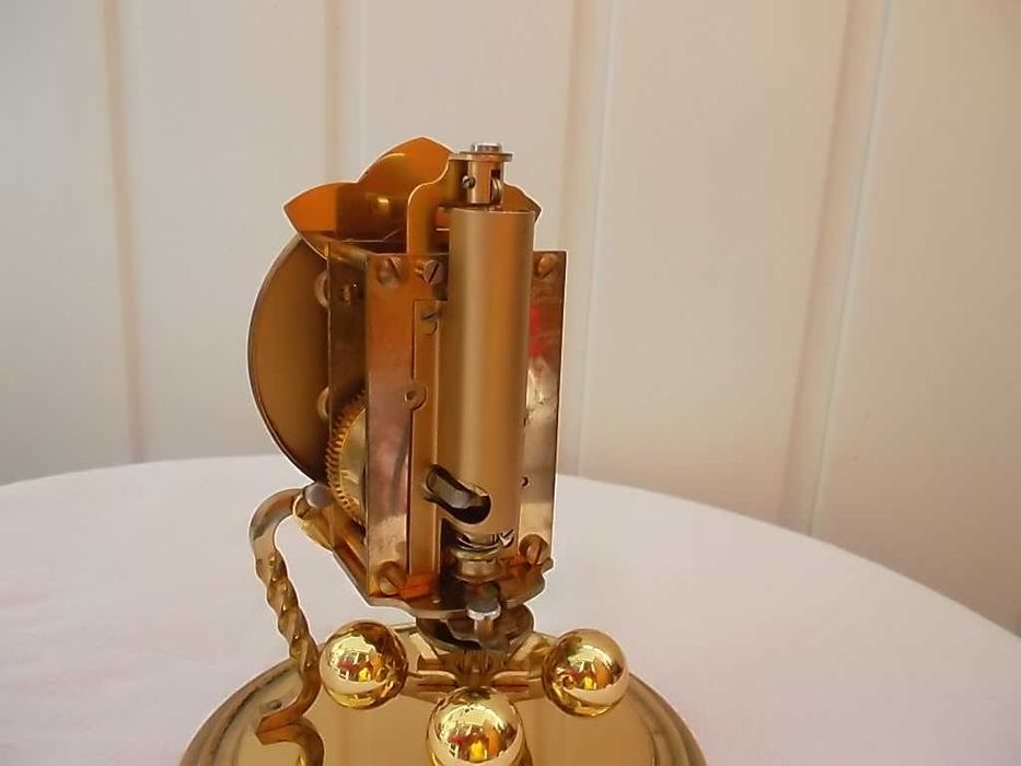 Ceas vechi aniversar,pendul cu fir torsiune