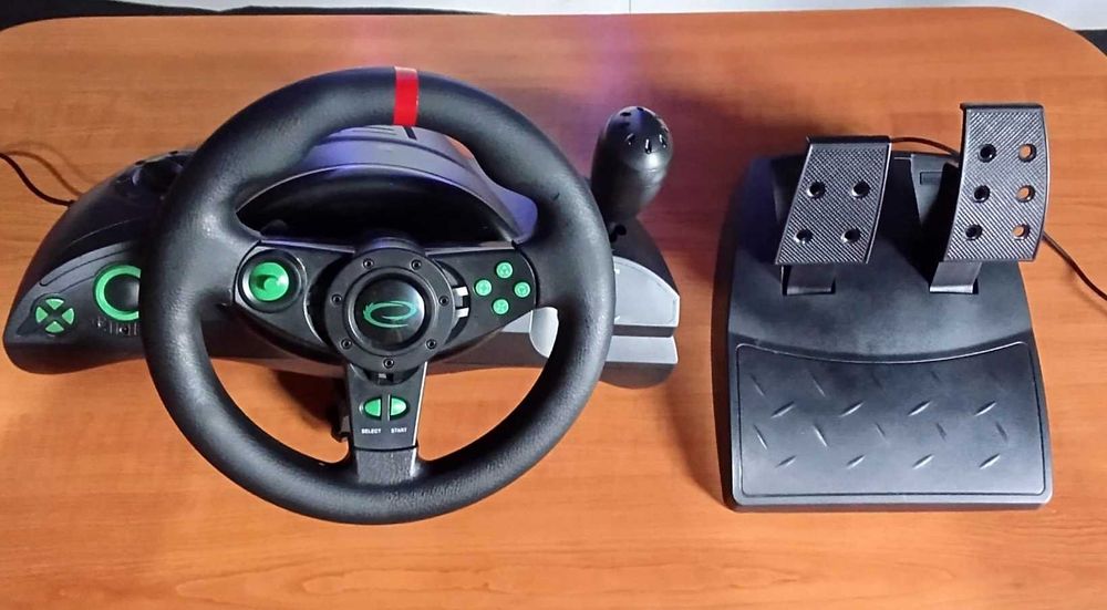 Volan si pedale Gaming Esperanza