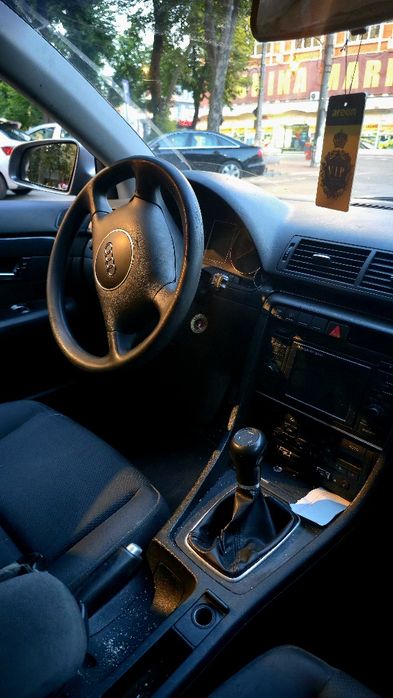 AUDI A4 2003 — imagine 4