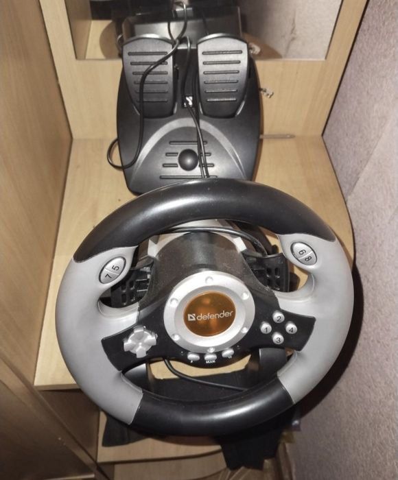 Продам игровой руль