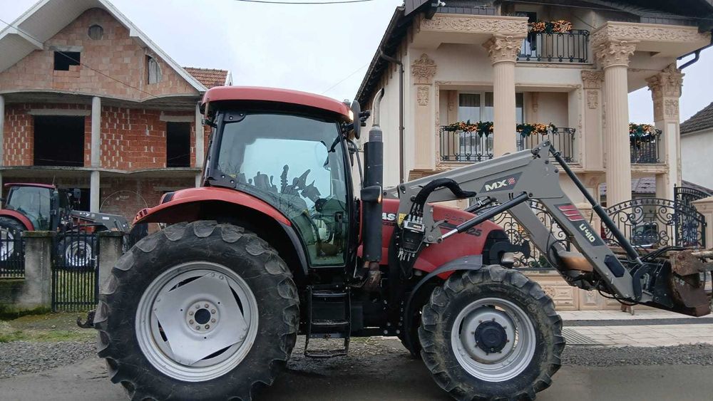 Tractor casse maxxum 125 cu încărcător frontal  anul 2010