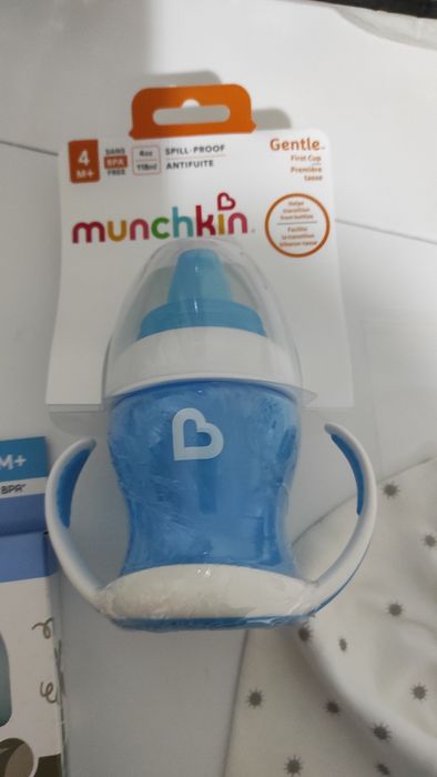 Лот сет боди, чаша, лигавник, гризалка и рамка за момченце