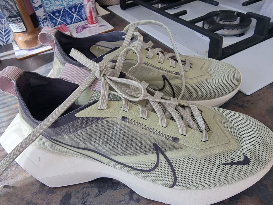 Adidasi nike vista lite