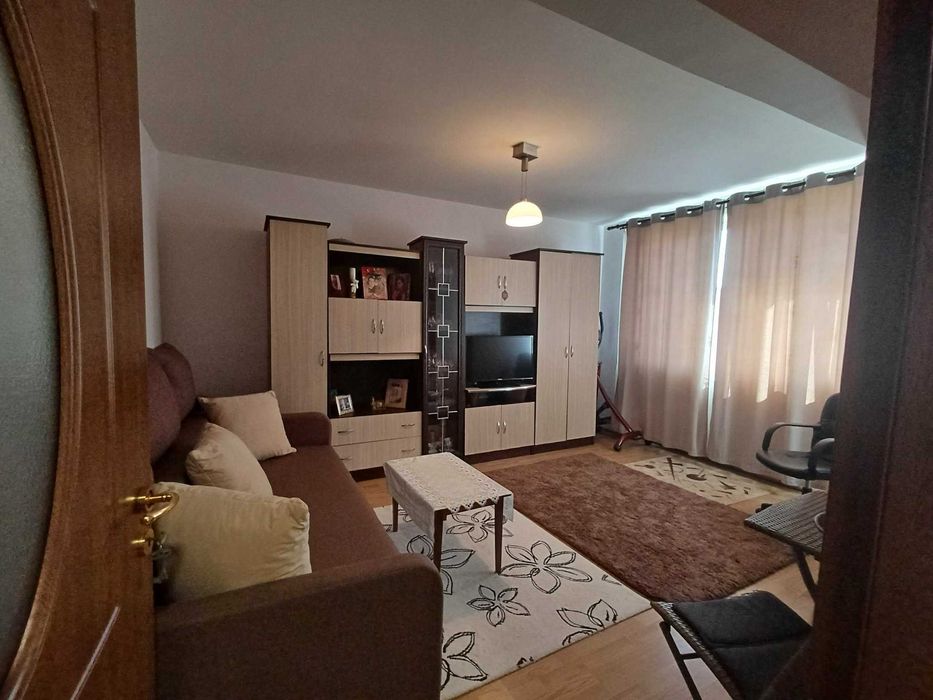 Apartament de vanzare — fotografia 1