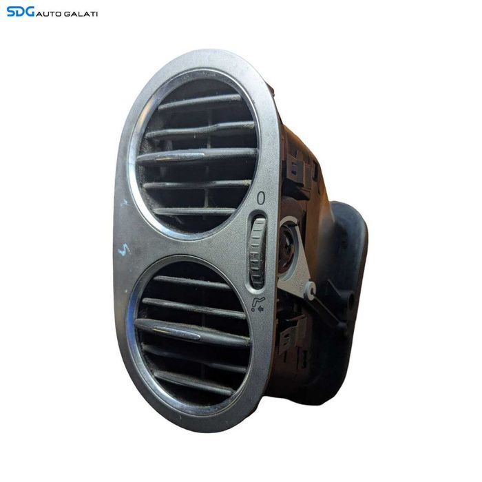 Grila Gura Ventilatie Aerisire Bord Dreapta Volkswagen Golf 5 Plus 2004 - 2008 Cod 5N0819704A [L9145]
