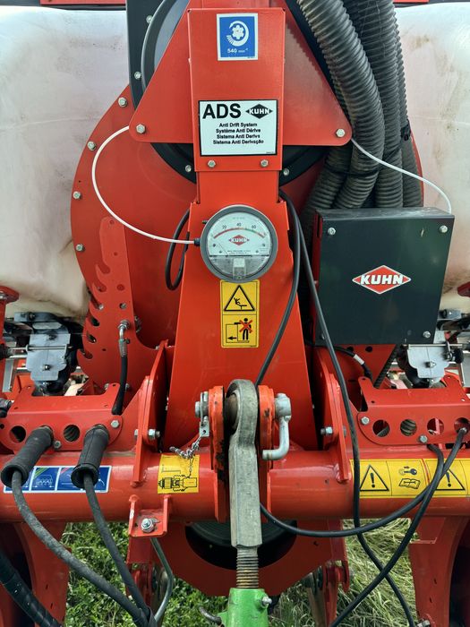 Semanatoare Kuhn Maxima 2M