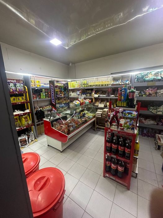 Tayor biznes yurib turgan magazin arendasi 150$. Toshkent tuman