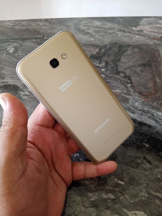 Samsung A7 2017 madil