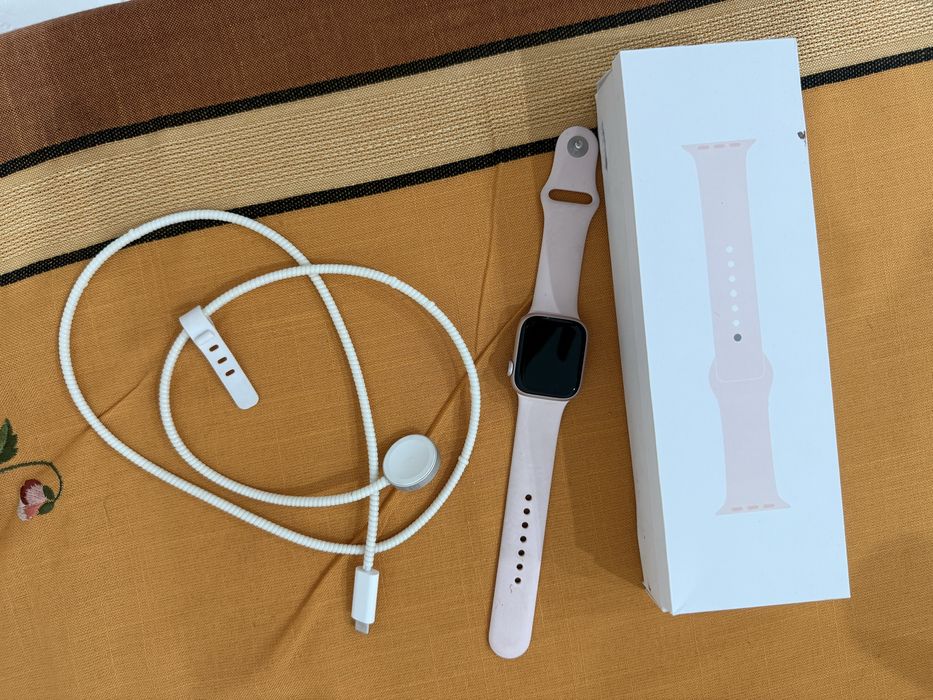 Apple Watch Series 9 (GPS) 41 mm Aluminium Pink