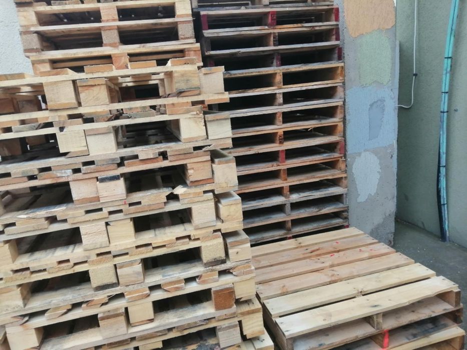 Палети и скари различни размери,