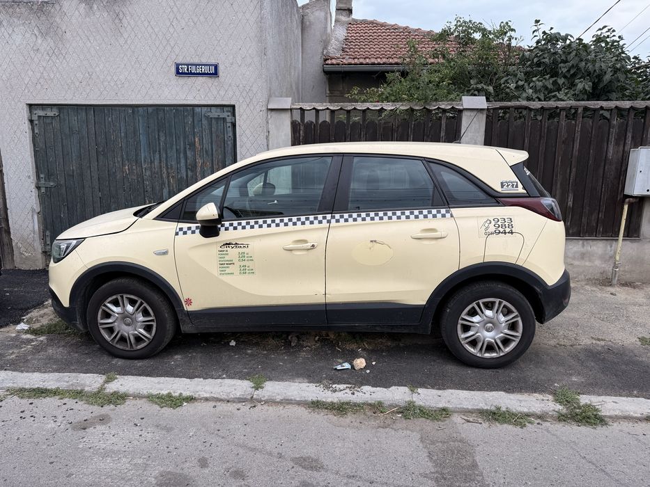 Opel Crossland X 1.2 Turbo 130 CP – 2019 – DEFECTĂ