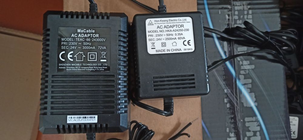 Блок питания 24В 3А, 2.5А для PTZ камер и для всё осталное