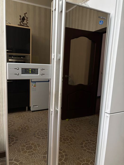 Холодильник Samsung RS21NLMR зеркальный Side by Side