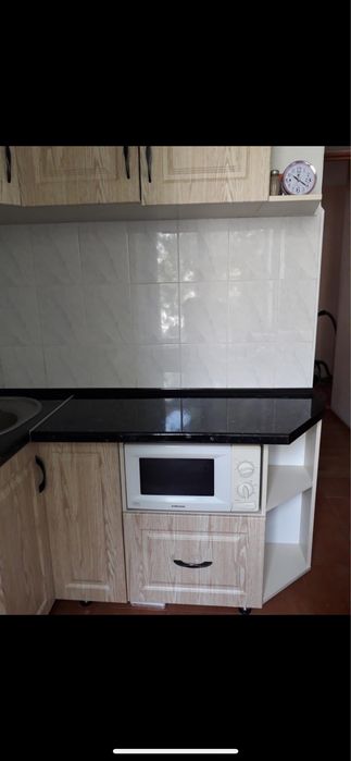 Кухонная мебель гарнитур