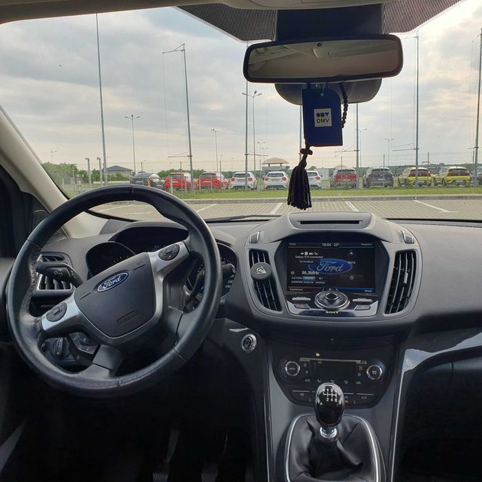 Ford Kuga 2016 2.0 TDCI 4X4 6 tr manuala 116.788 KM