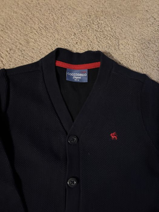 Set cardigan cocodrilo si camasa zara